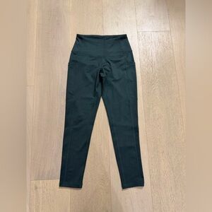 ZELLA Leggings With Pockets- Dark Green (size M)